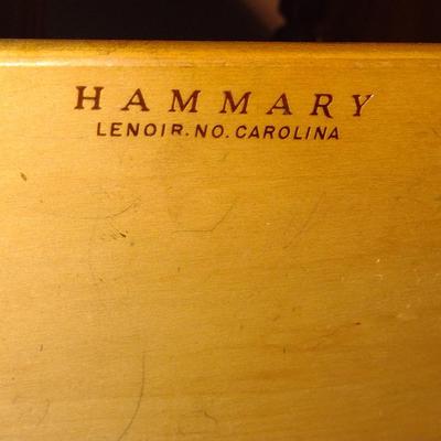 Hammary Wooden Side Table with Drawer- Approx 21" x 27" x 21 1/4" Tall