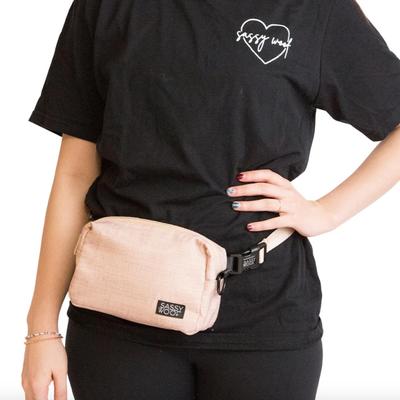 Sassy Woof - Woof Pack Fanny Pack Bag for Treats, Waste Bag Dispenser, Keys & Phone in Pinot Peach