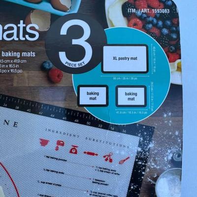 MIU Silicone Non-Stick Pastry and Baking Mat 3 Piece Set