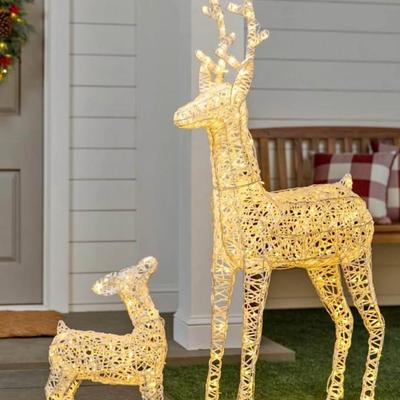 Balsam Hill Pair of Outdoor Lit Wintry Wonder Friends Deer Family Lawn Ornaments Christmas Holiday D