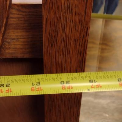 Antique Tiger Oak Dresser with Swiveling Mirror- Approx 34" x 19 1/2" x 29 3/4" Tall