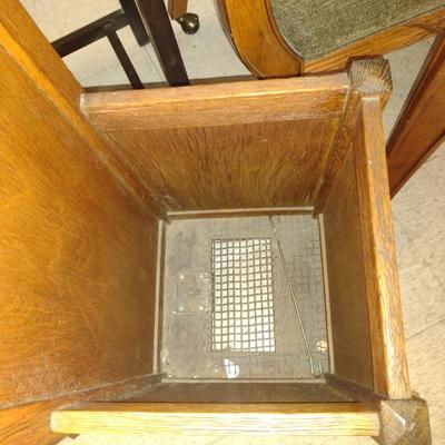 Antique Banner Laundering Company Oak Towel Rack with Laundry Bin