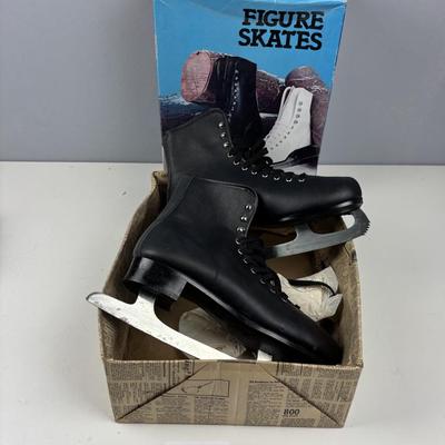 Size 10 Figure Skates
