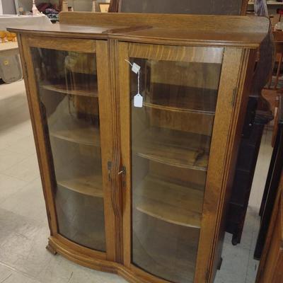 Antique Tiger Oak Curved Glass Double Door Display Cabinet with Key- Approx 35" x 14 1/4" x 43 1/4" Tall