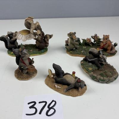 Charming Tails Skunk Collectables