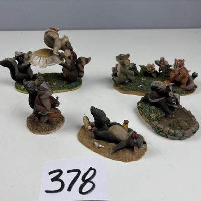 Charming Tails Skunk Collectables