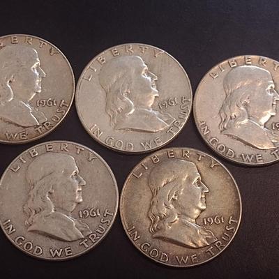 Set of Five 1961 Unmarked U.S. Mint Franklin Silver Half Dollars Circulated (32)