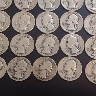 Set of 25 1940-49 U.S. Mint Washington Silver Quarters Circulated (51)