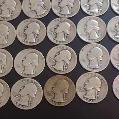 Set of 25 1940-49 U.S. Mint Washington Silver Quarters Circulated (52)