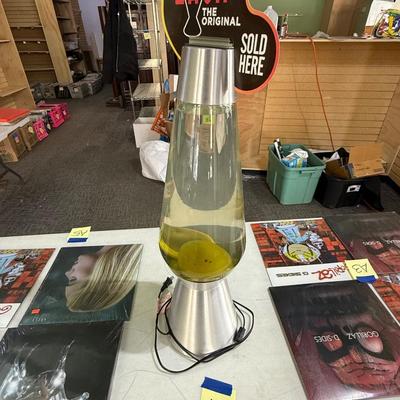 A4- Large lava lamp