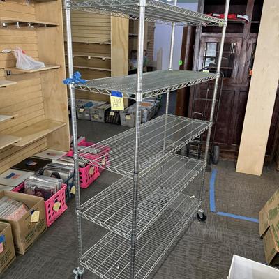 A19-NSF shelf on wheels