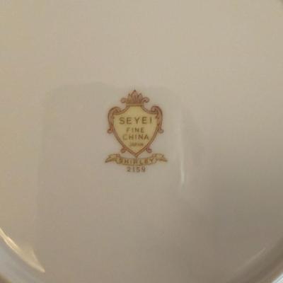 Seyei Fine China Set- Shirley