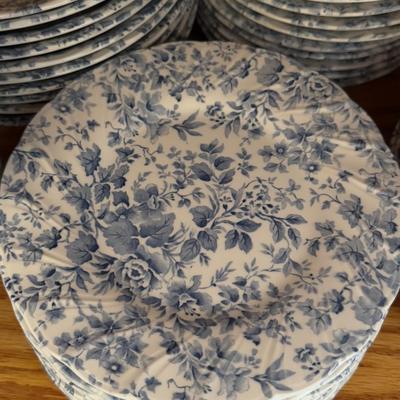 Seyei Fine China Set- Shirley