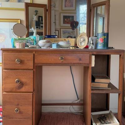 Vintage Wood Vanity Lot