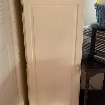 White Cabinet and Aiwa Stereo Lot