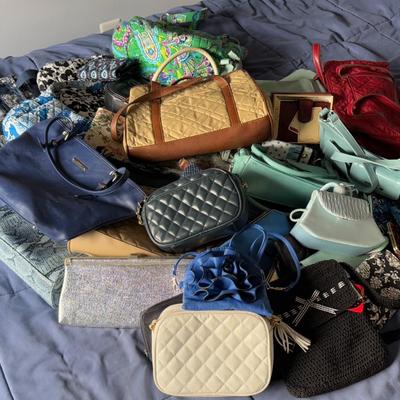 Purses Lot