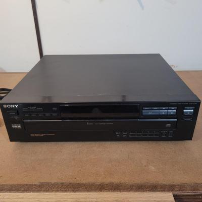 Sony 5 Disc CD Player (WM-KD)