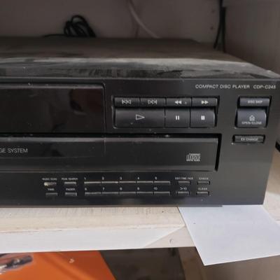Sony 5 Disc CD Player (WM-KD)