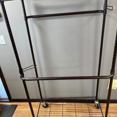 Clothes rack