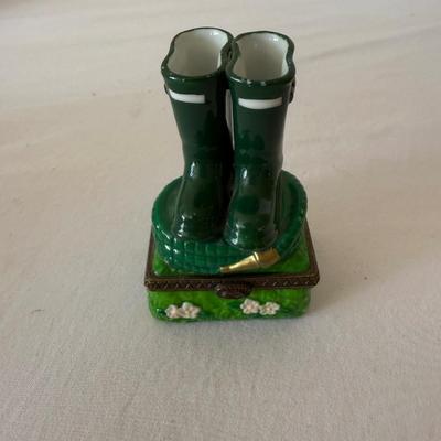 Limoges Ladybug Trinket Box and More (LR-BM)