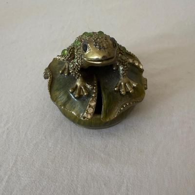 Limoges Ladybug Trinket Box and More (LR-BM)