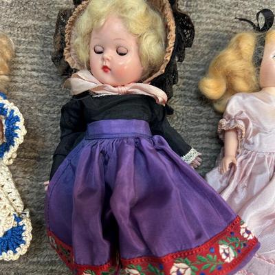Vintage doll lot