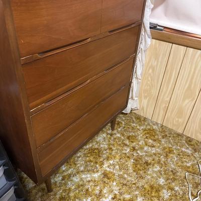 Vintage MCM 4 drawer dresser