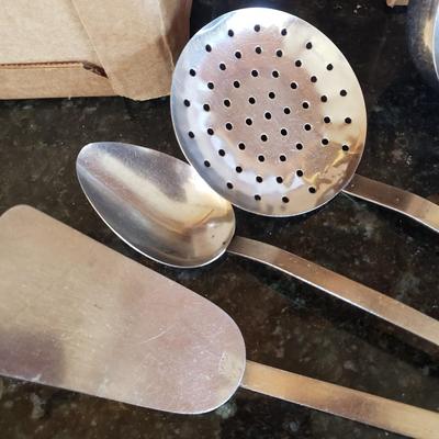 OXO, Leifheit Kitchen Utensils and More (K-KD)