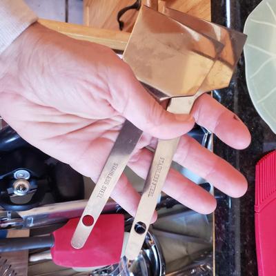 OXO, Leifheit Kitchen Utensils and More (K-KD)