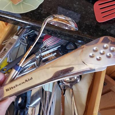 OXO, Leifheit Kitchen Utensils and More (K-KD)