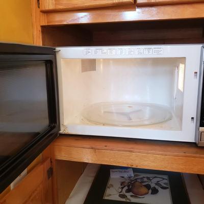 LG Microwave (K-KD)