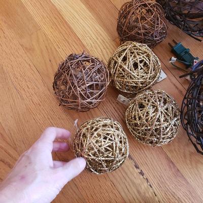 Grapevine/Moss Topiary Balls and More (O-KD)