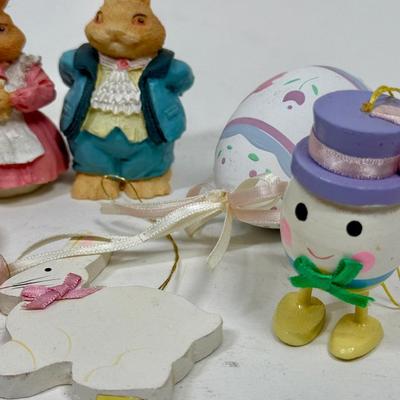 Sale Photo Thumbnail #278: In fair to good condition. There are chips on one bunny’s ea. and one wood figure is missing a leg.