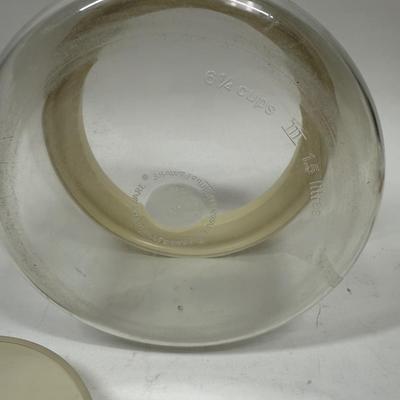 Vintage 1970's Tupperware Clear 6 1/4 Cup 1.5 Liter Container Canister Almond Lid