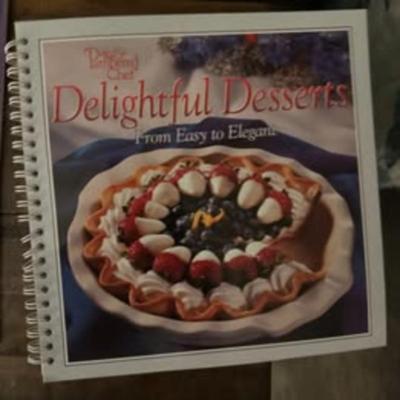 PAMPERED CHEF DELUGHTFUL DESSERTS