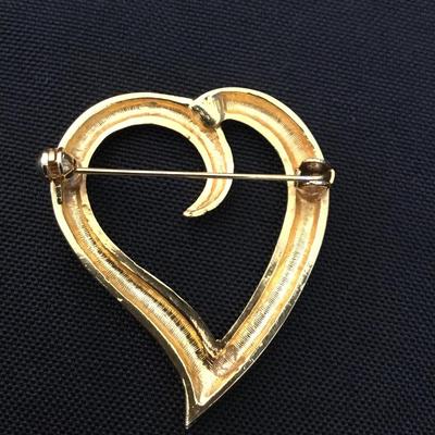 Vintage, gold, toned, heart brooch
