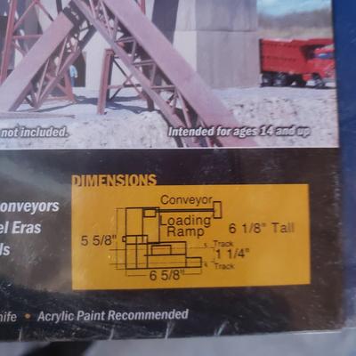 N Scale NIB Kits by Walthers (BG-KD)