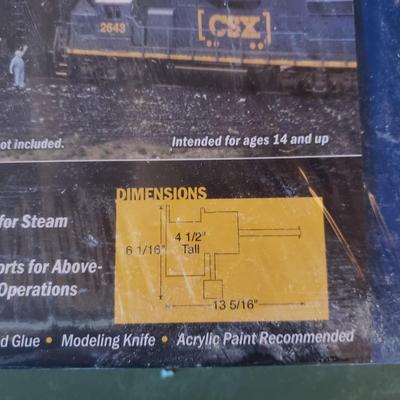 N Scale NIB Kits by Walthers (BG-KD)