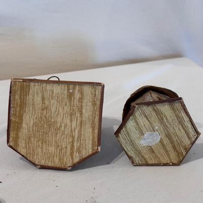 Hornet’s Nest Hive, G. Gibson Signed Birdhouses and Other Naturally Sourced Items (O-DZ)