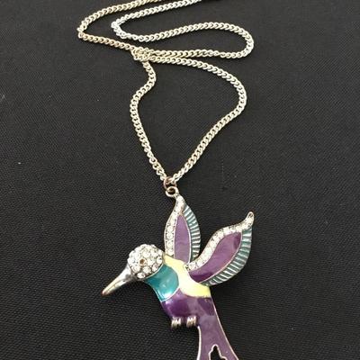 Vintage enamel hummingbird necklace