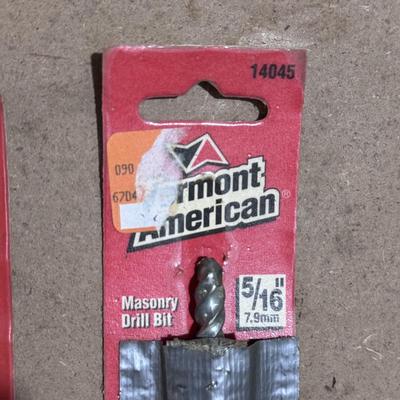 Vermont American, Hitachi, Bosch & More Assorted Drill Bits (WM-DZ)