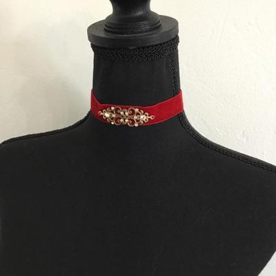 Vintage red velvet choker Victorian style