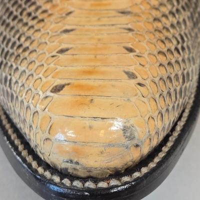 LOT 3A: Longhorn Cowgirl Boots New in Box, Unknown Size