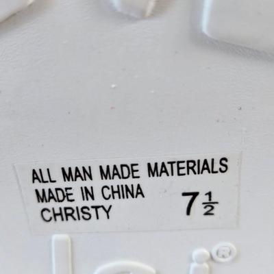 LOT 7A: New In Box l.e.i. Heeled Sneakers Size 7.5 & Slightly Worn Bakers Heeled Sneakers Size 7