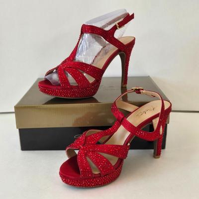 LOT 14B: Gently Worn Thalia Sodi Formal Shoes Size 7.5