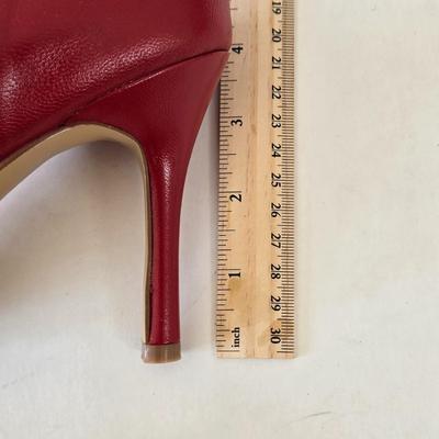 LOT 16B: New Boots Size 6 & Y. E. & S. Formal Shoes Size 7