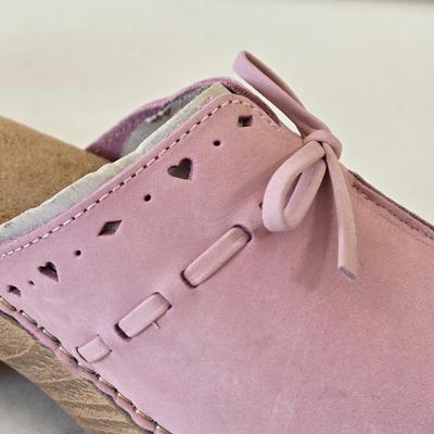 LOT 20B: New Hype Dress Sandals Size 7.5 & White Mt. Clogs Size 8