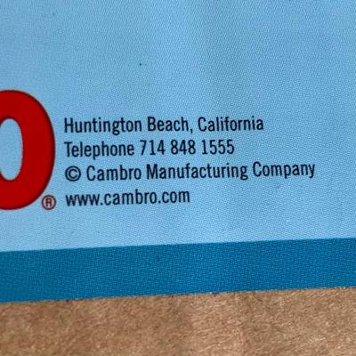 LOT 21 B: NIP Cambro Insulated Camcarrier #300MPC