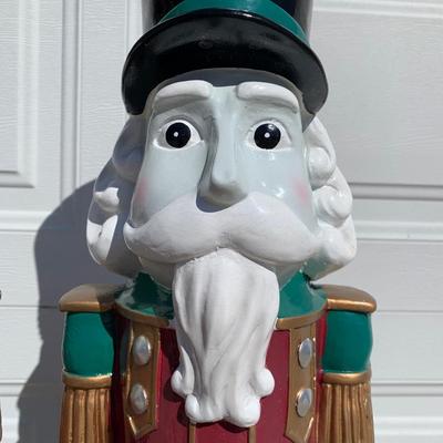 LOT 22 B: Plaster Christmas Solider Yard Decor