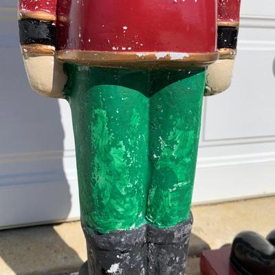 LOT 22 B: Plaster Christmas Solider Yard Decor